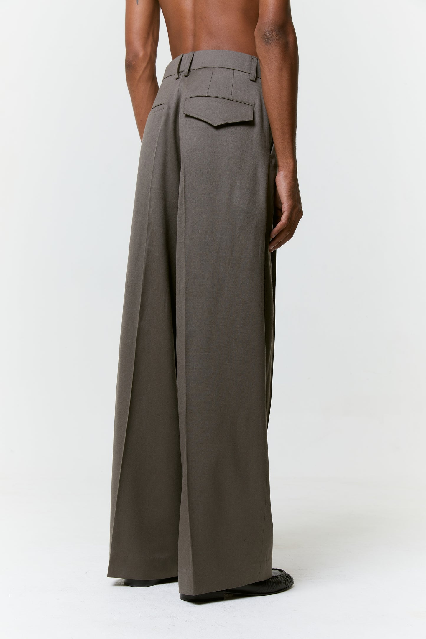 ALARA Wide Leg Pants - Gray