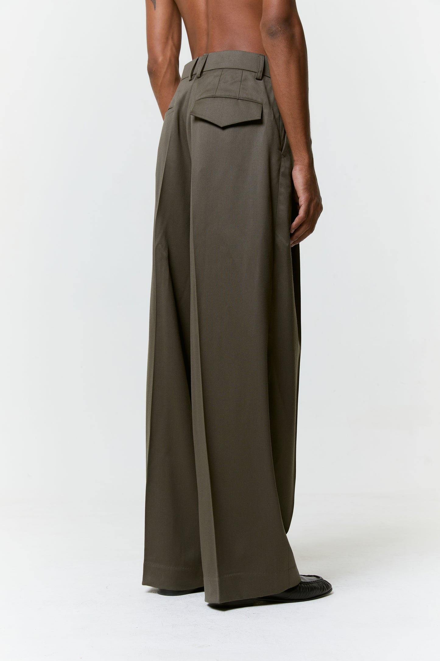 ALARA Wide Leg Pants - Olive